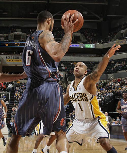 首场比赛的 首场比赛的