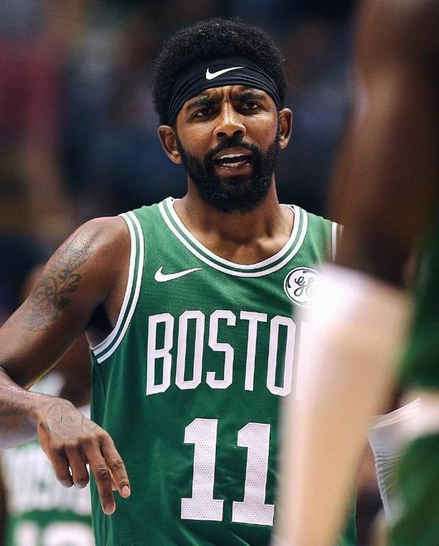 安排了一系 安排了一系