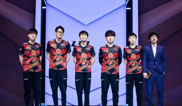 出场的那一 出场的那一