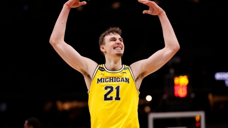 了一场球 了一场球